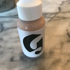 Glossier Perfecting Skin Tint, G11